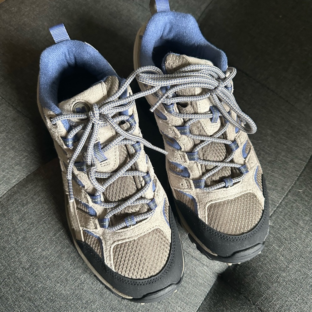 New in Box Merrell Moab 2 Vent